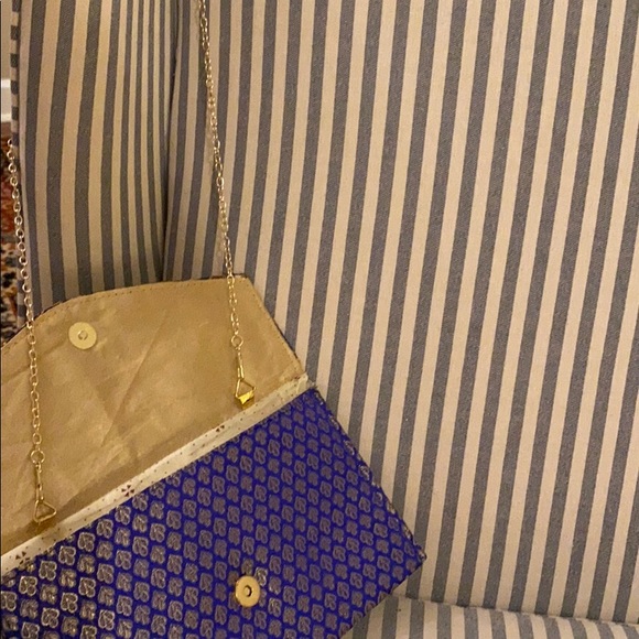 Purses - Picture 4 of 8